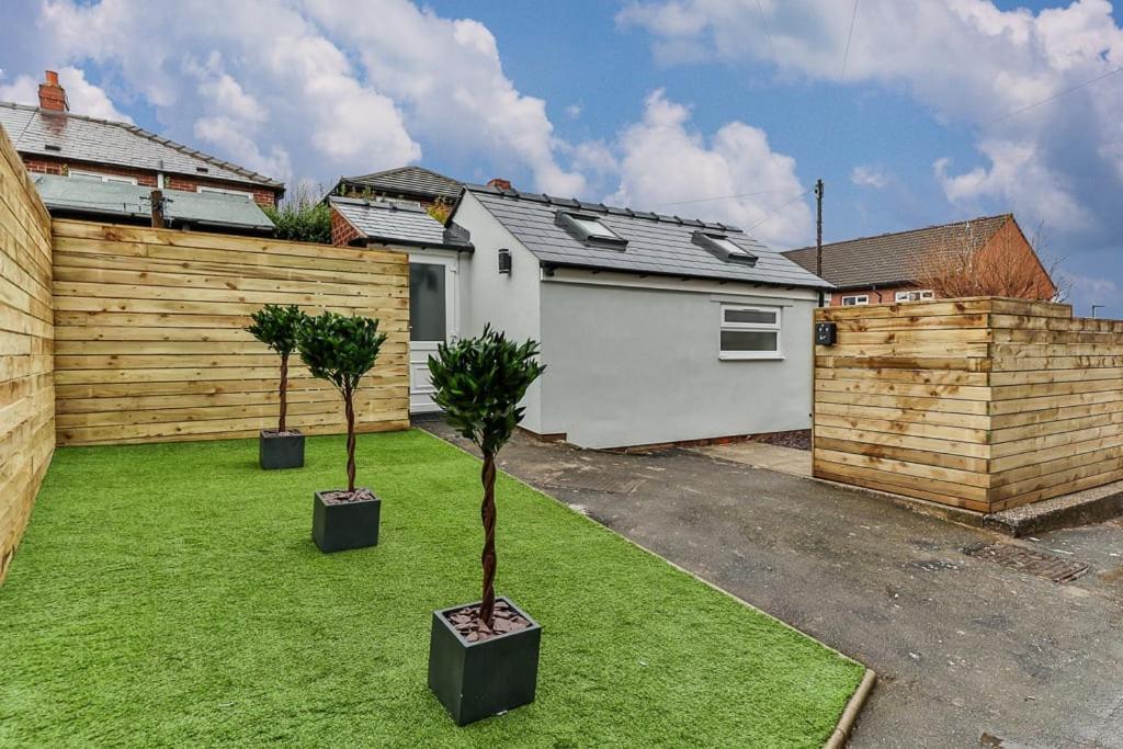 Luxury Spacious Pad With Games Room Sheffield Exterior photo